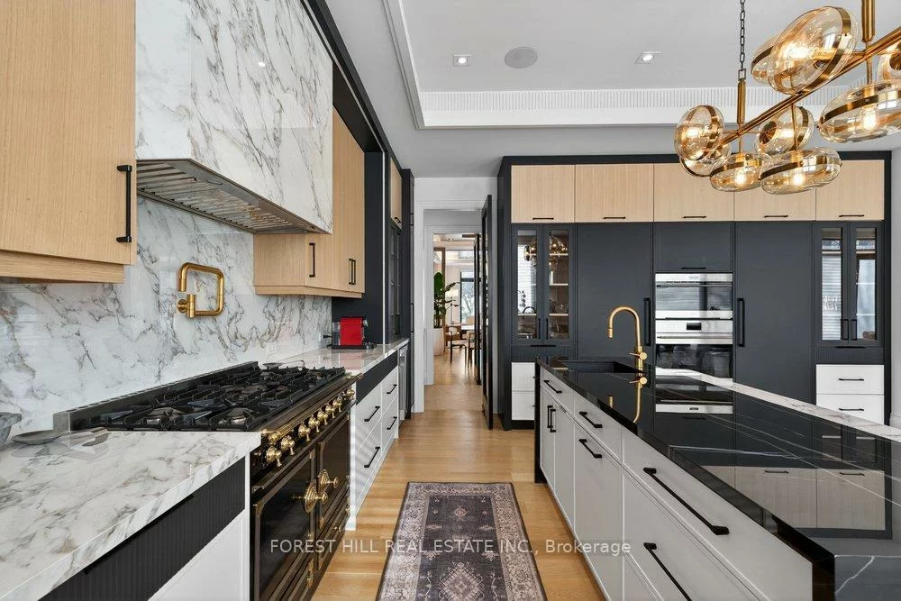 188, Burbank, Bayview Village, Toronto