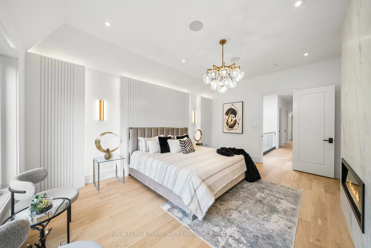 338A, Horsham, Willowdale West, Toronto