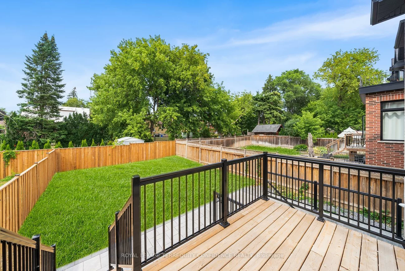 338A, Horsham, Willowdale West, Toronto