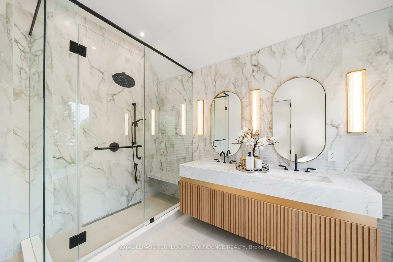 338A, Horsham, Willowdale West, Toronto