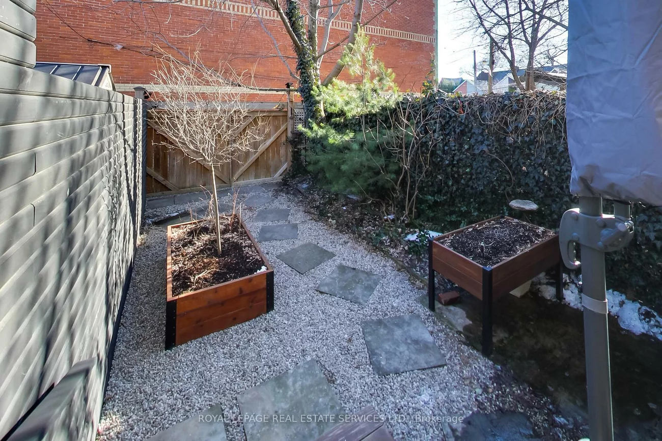 53, Robinson, Trinity-Bellwoods, Toronto