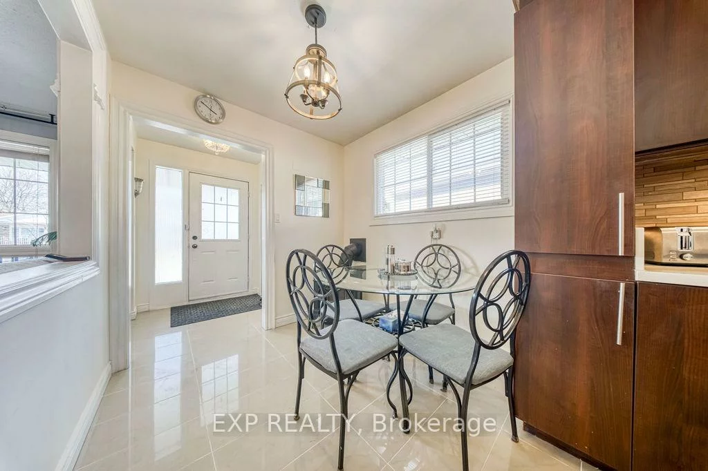 141, Angus, Don Valley Village, Toronto