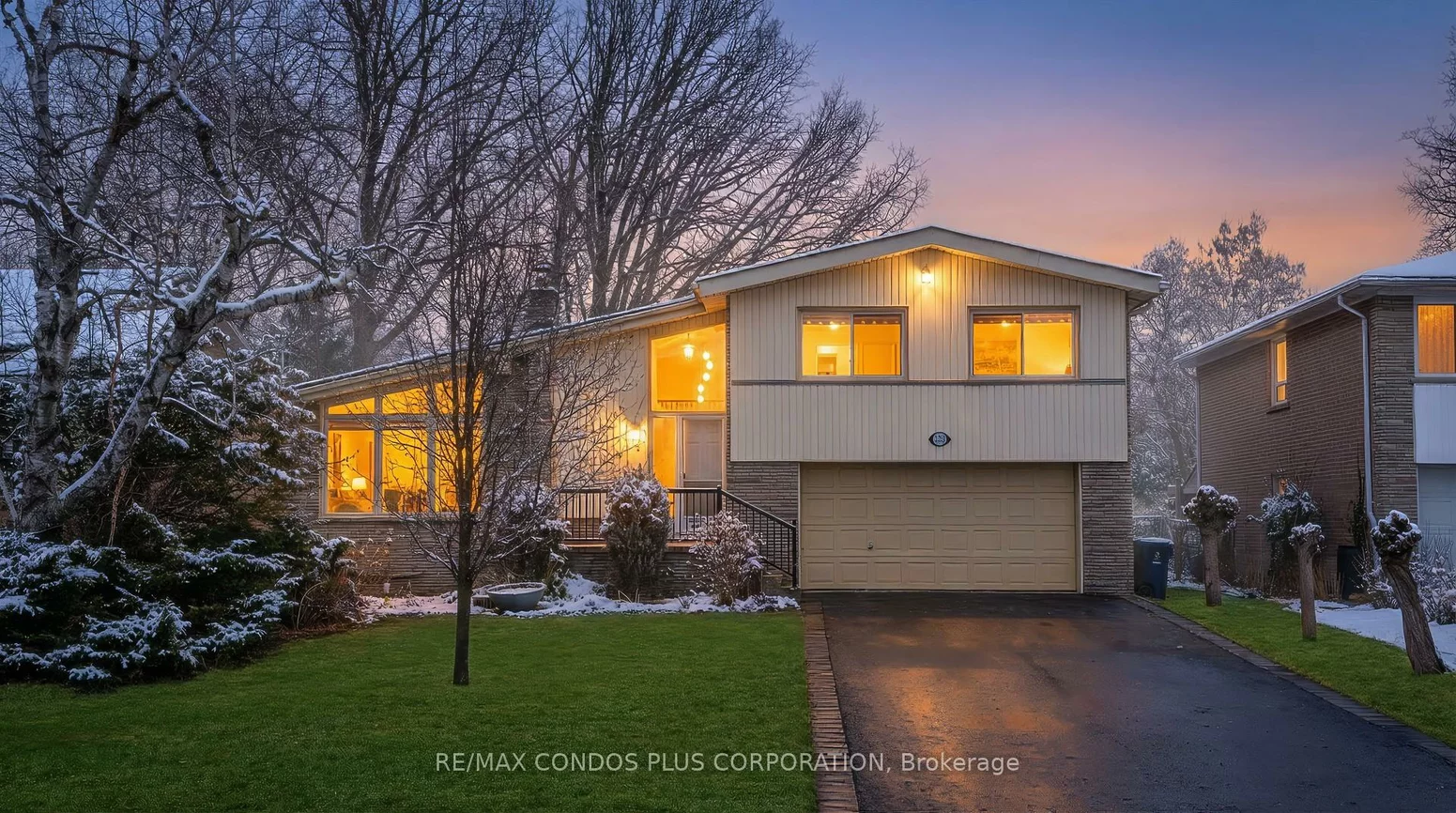 333, Pleasant, Newtonbrook West, Toronto