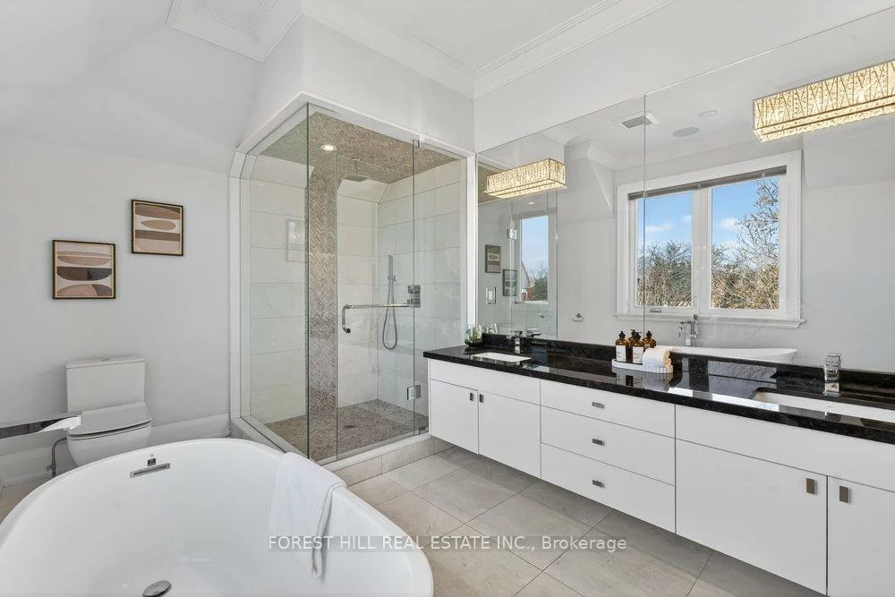 26, Madawaska, Newtonbrook East, Toronto