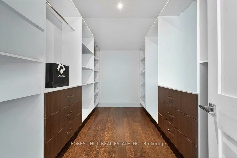 26, Madawaska, Newtonbrook East, Toronto