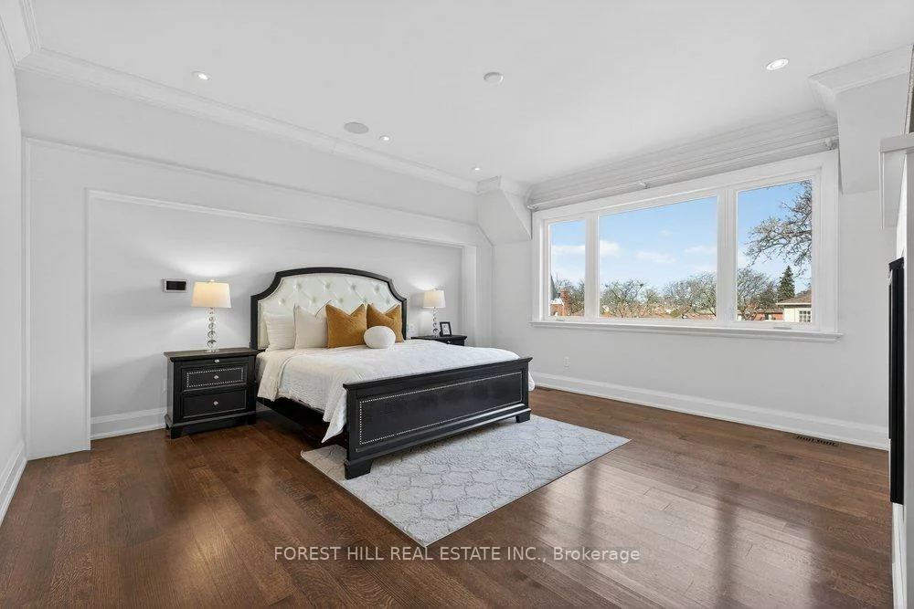 26, Madawaska, Newtonbrook East, Toronto