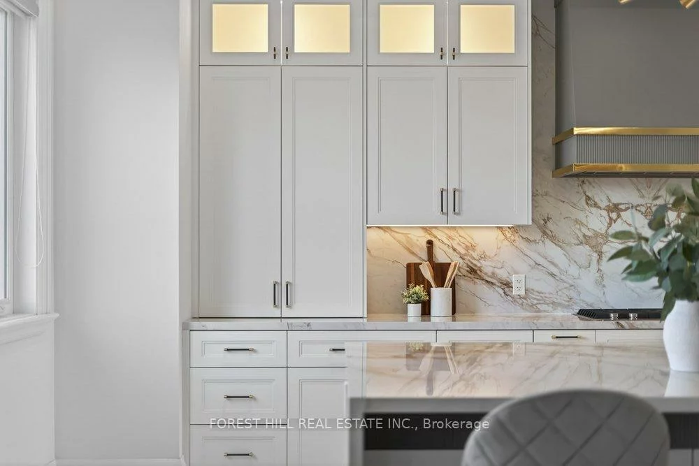 26, Madawaska, Newtonbrook East, Toronto