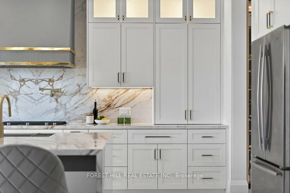 26, Madawaska, Newtonbrook East, Toronto