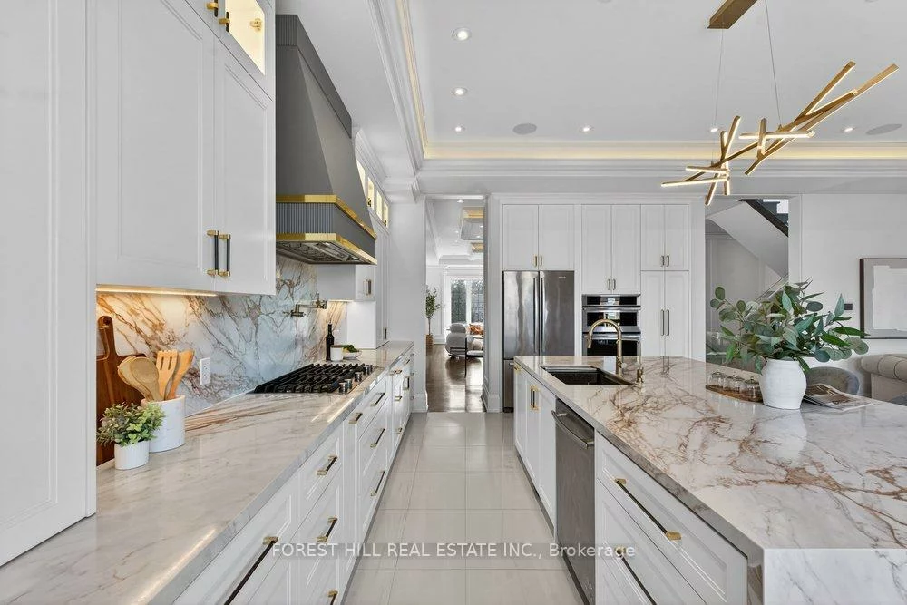 26, Madawaska, Newtonbrook East, Toronto