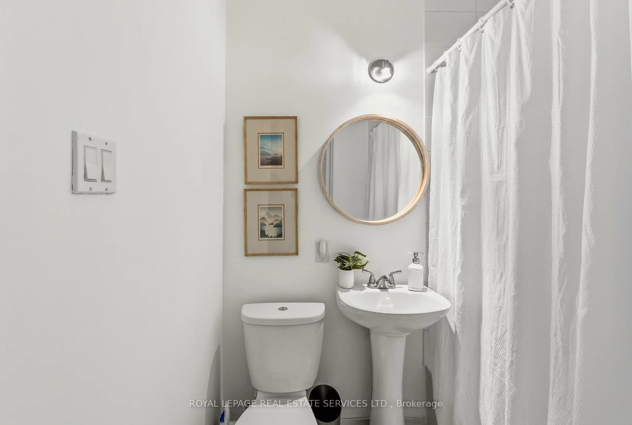 186, Roslin, Lawrence Park North, Toronto