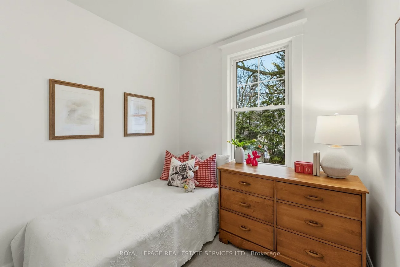 186, Roslin, Lawrence Park North, Toronto