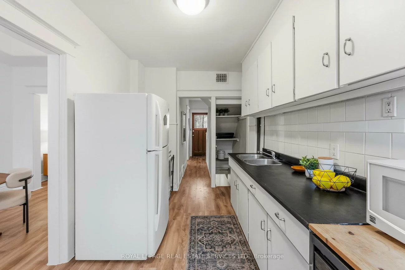 186, Roslin, Lawrence Park North, Toronto