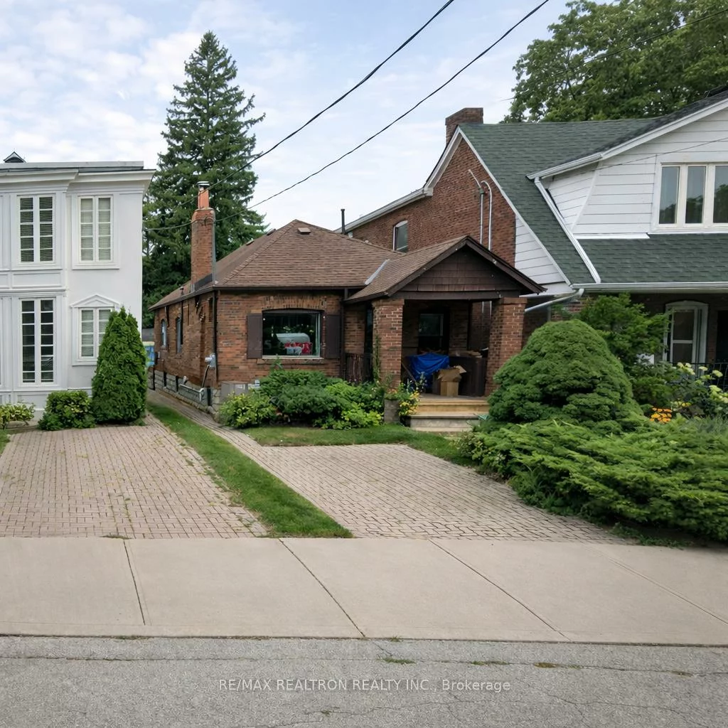 52, Belcourt, Mount Pleasant East, Toronto