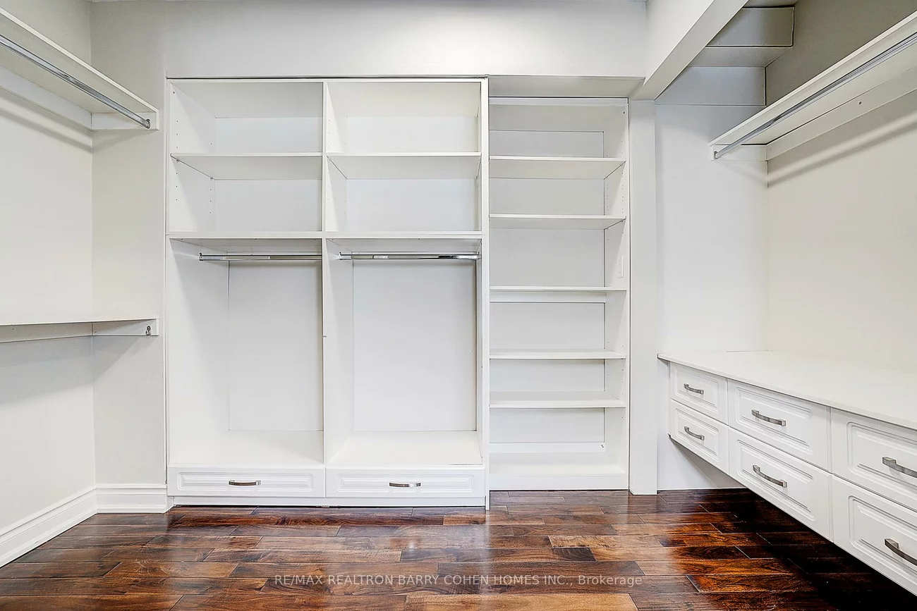 19, Lower Links, St. Andrew-Windfields, Toronto