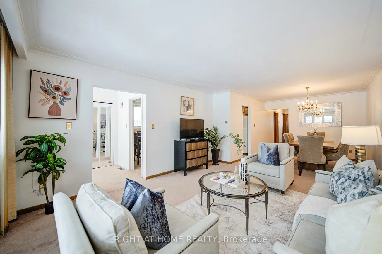 14, Castlebury, Bayview Woods-Steeles, Toronto
