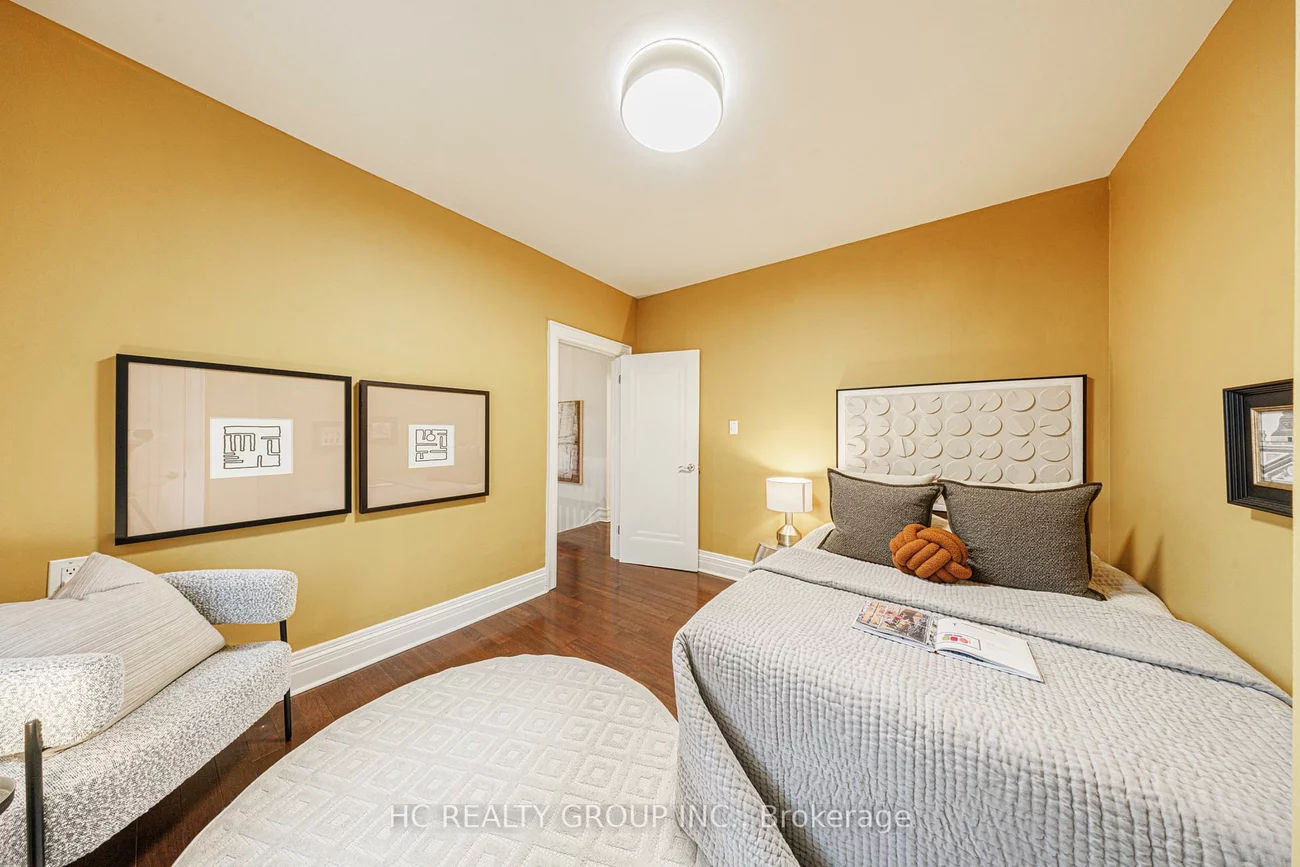 39, Glengowan, Lawrence Park South, Toronto