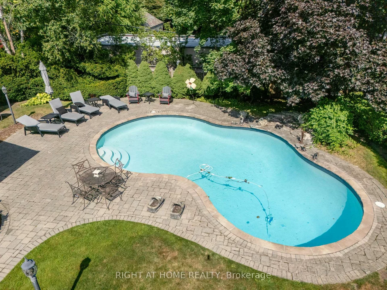 287, RUSSELL HILL, Casa Loma, Toronto