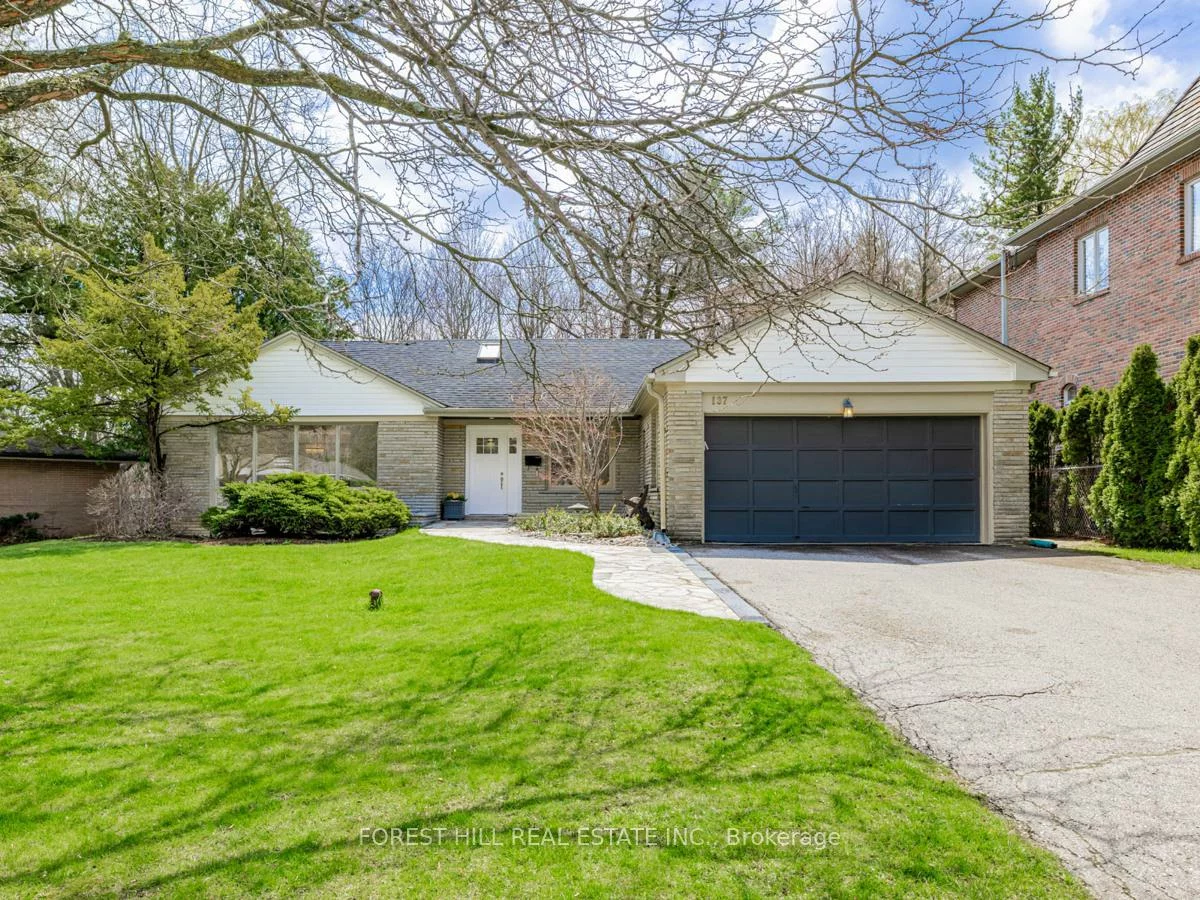 137, Citation, Bayview Village, Toronto