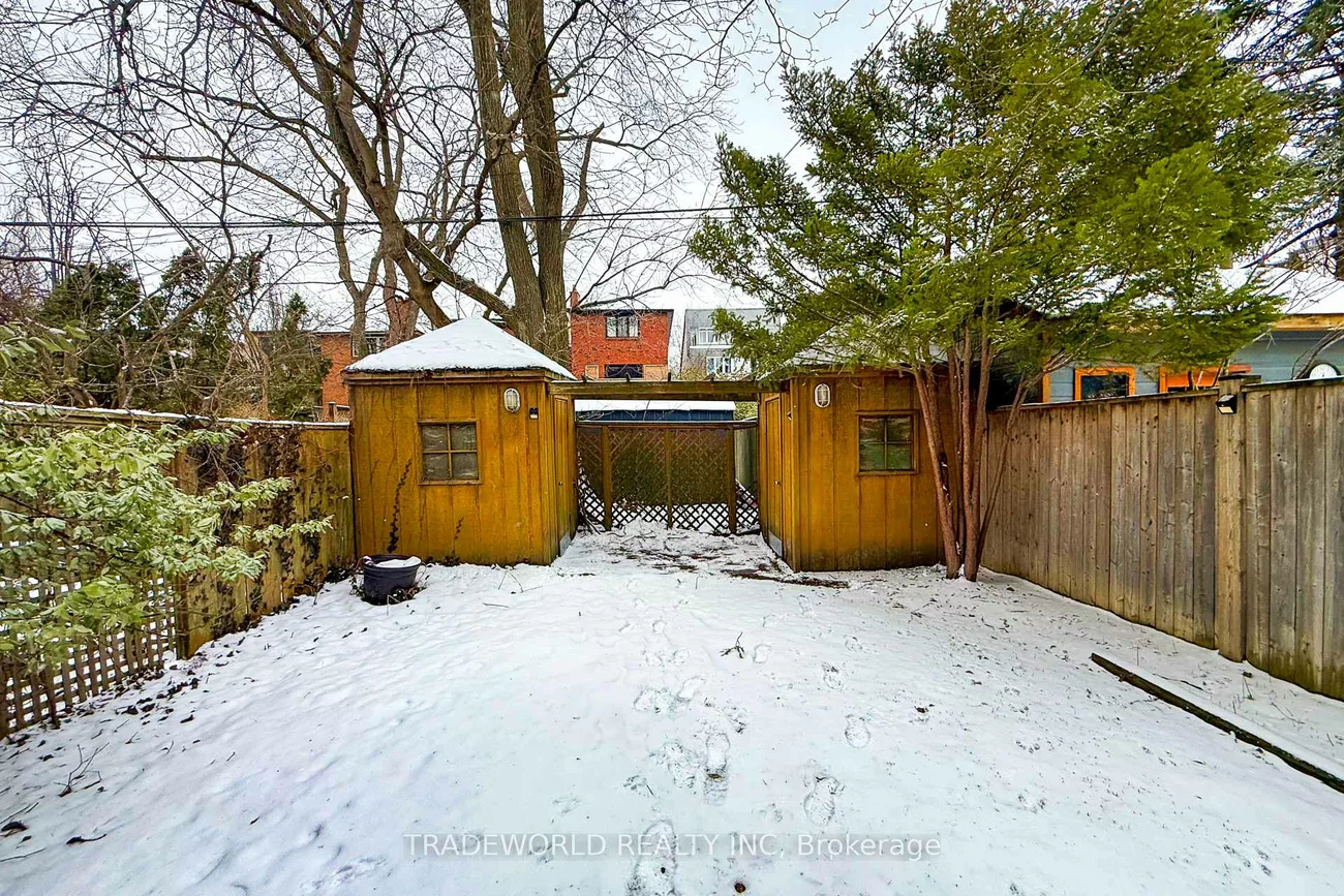 36, Banff, Mount Pleasant East, Toronto
