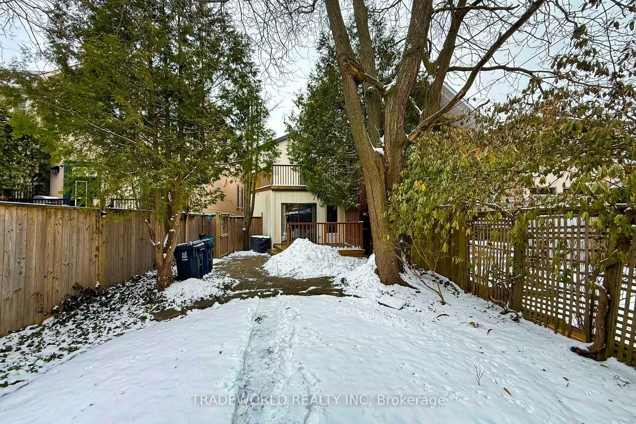 36, Banff, Mount Pleasant East, Toronto