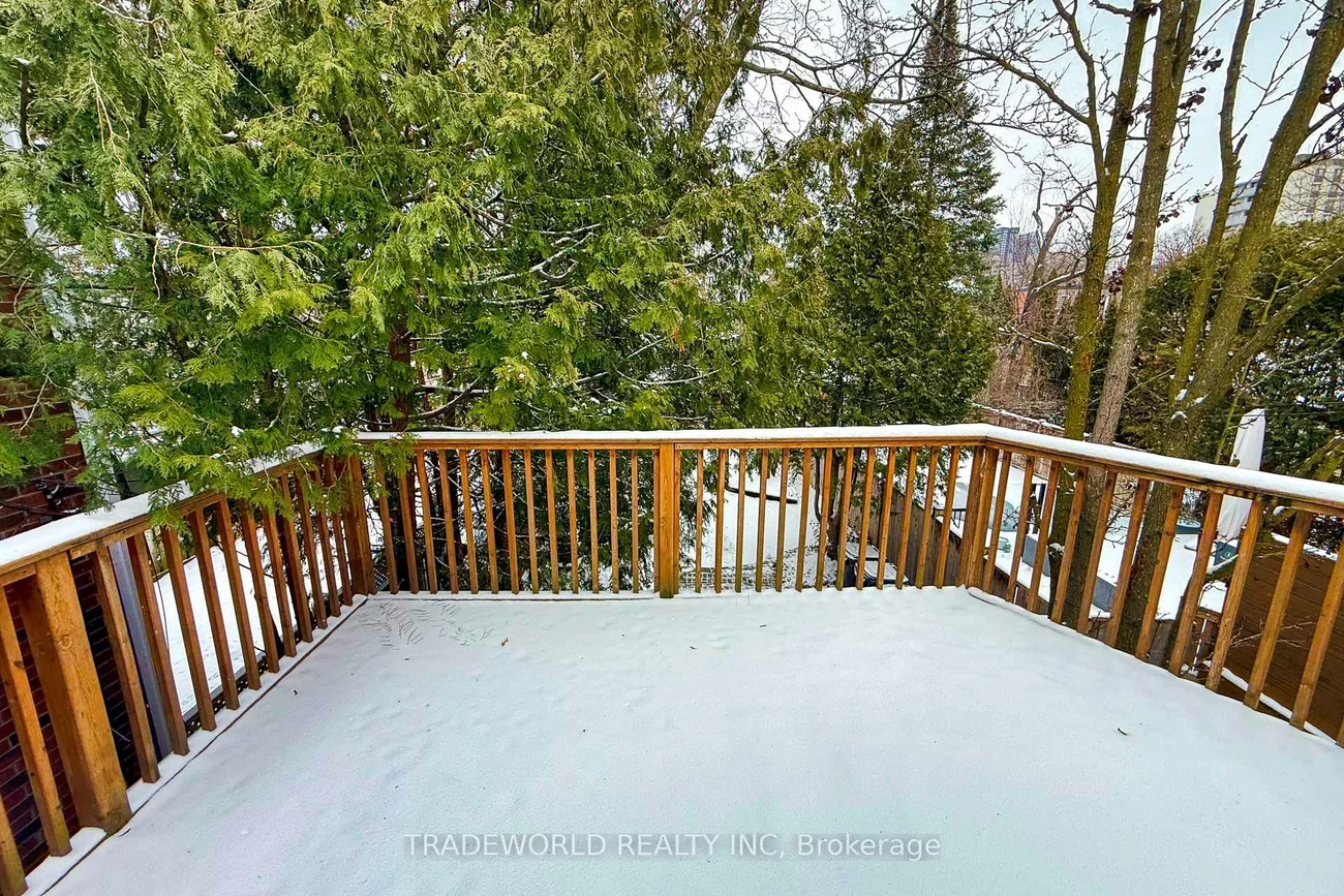 36, Banff, Mount Pleasant East, Toronto