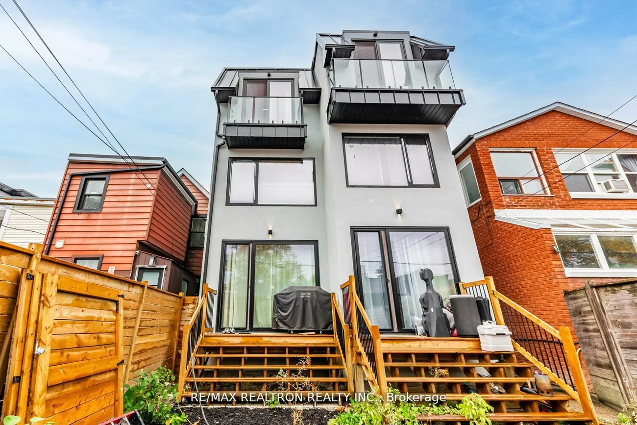 673, Crawford, Palmerston-Little Italy, Toronto