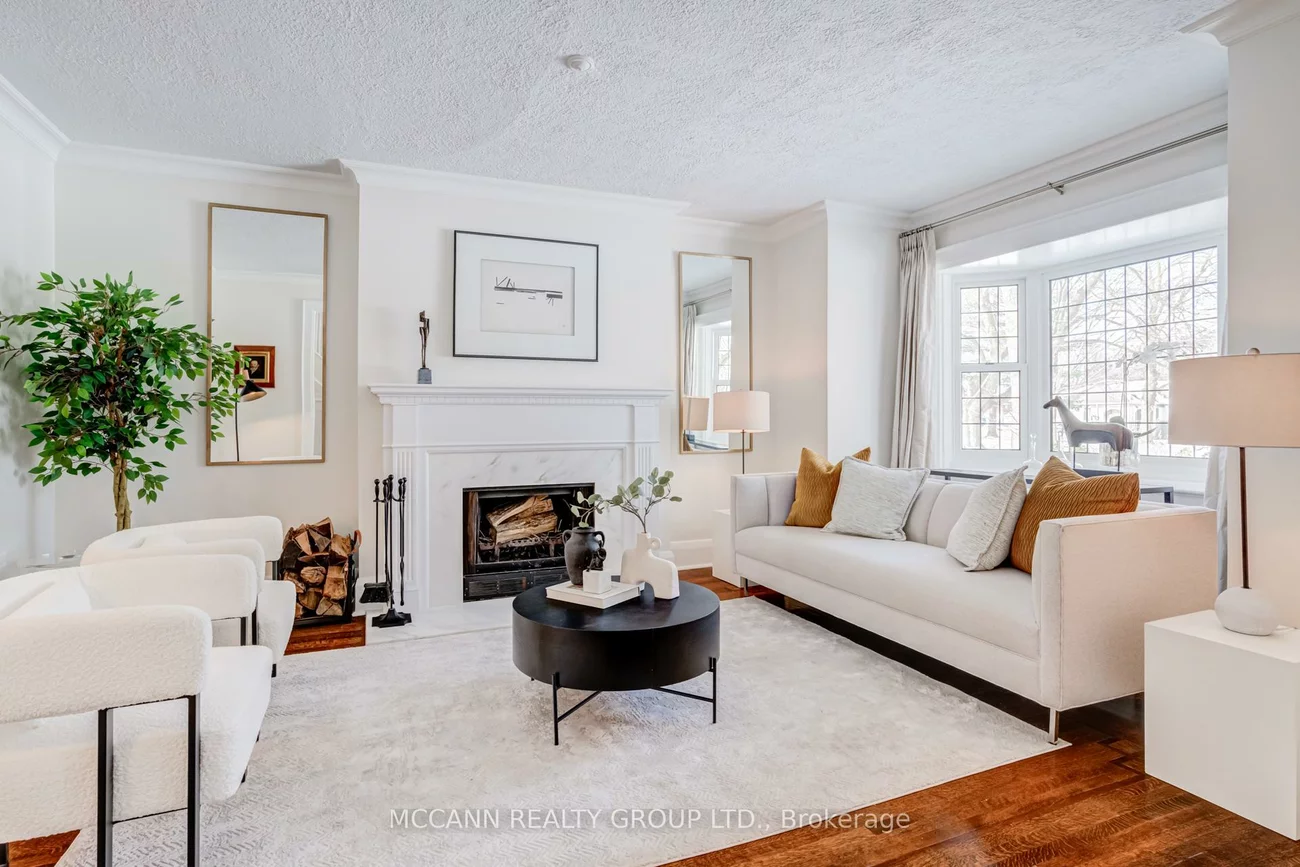 81, Wanless, Lawrence Park North, Toronto