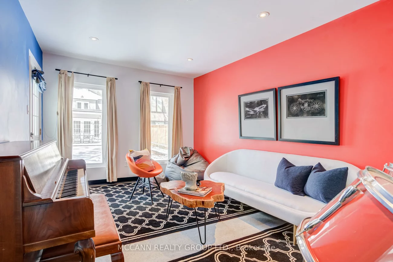 81, Wanless, Lawrence Park North, Toronto