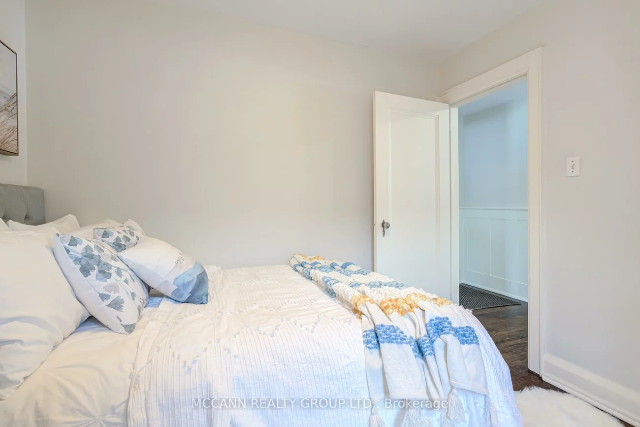 81, Wanless, Lawrence Park North, Toronto