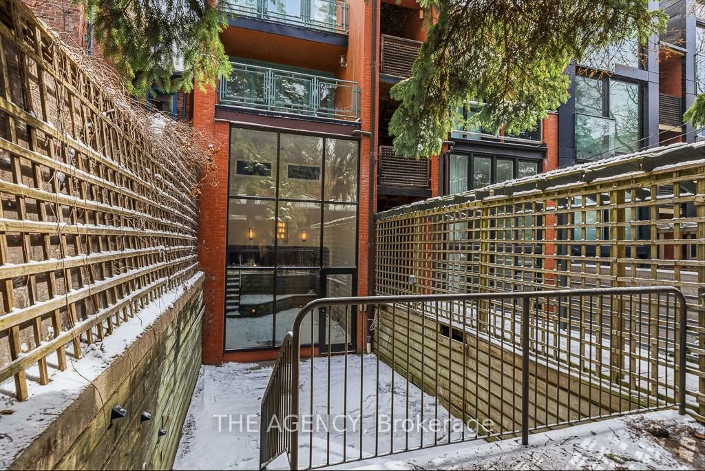 116, Hazelton, Annex, Toronto