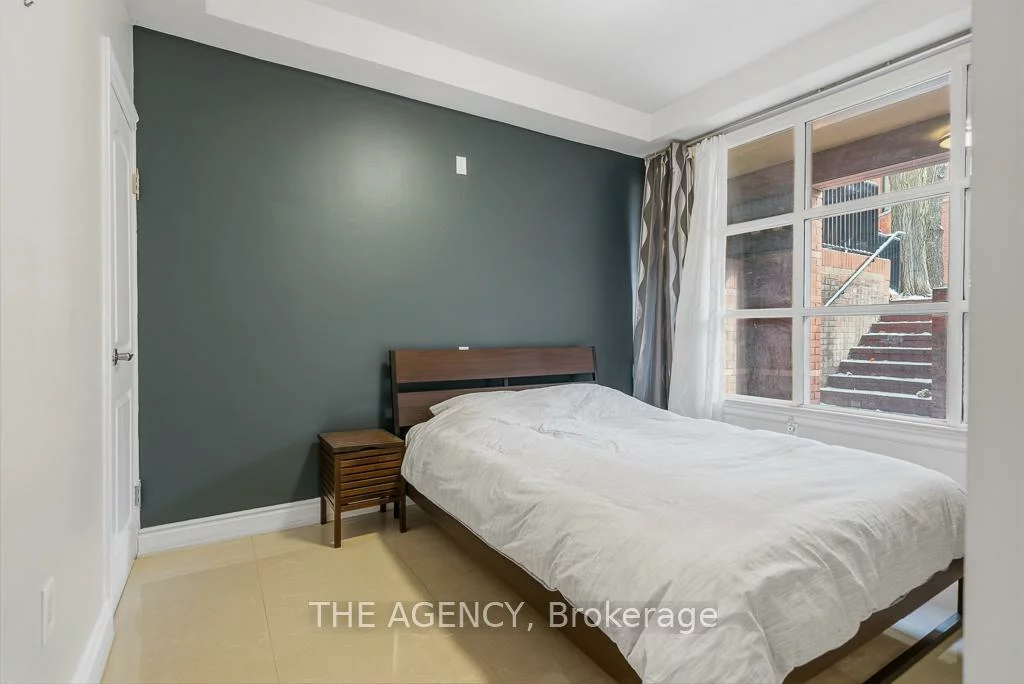 116, Hazelton, Annex, Toronto