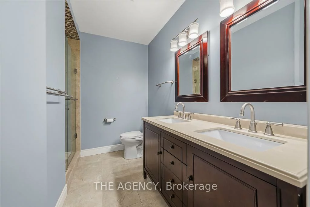 116, Hazelton, Annex, Toronto