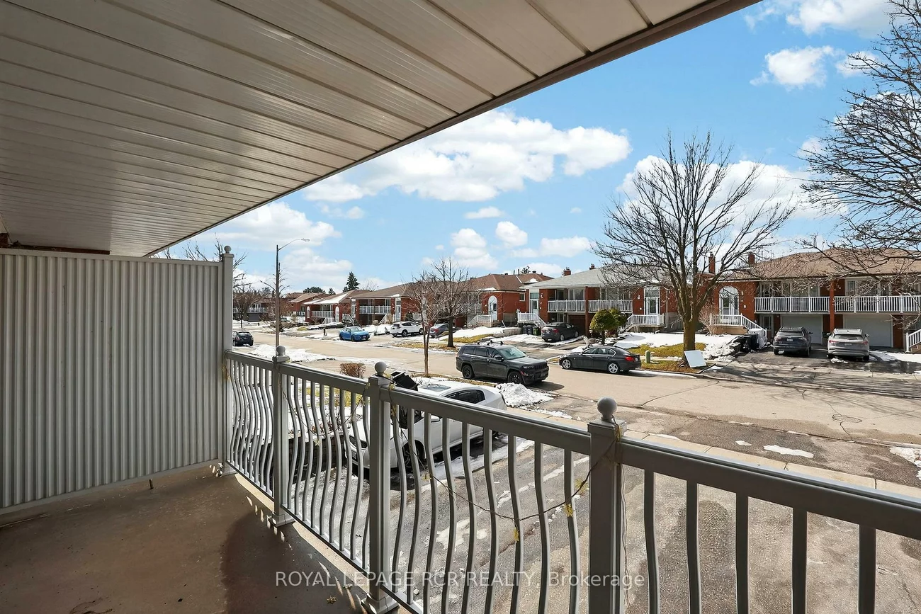 47, Navaho, Pleasant View, Toronto