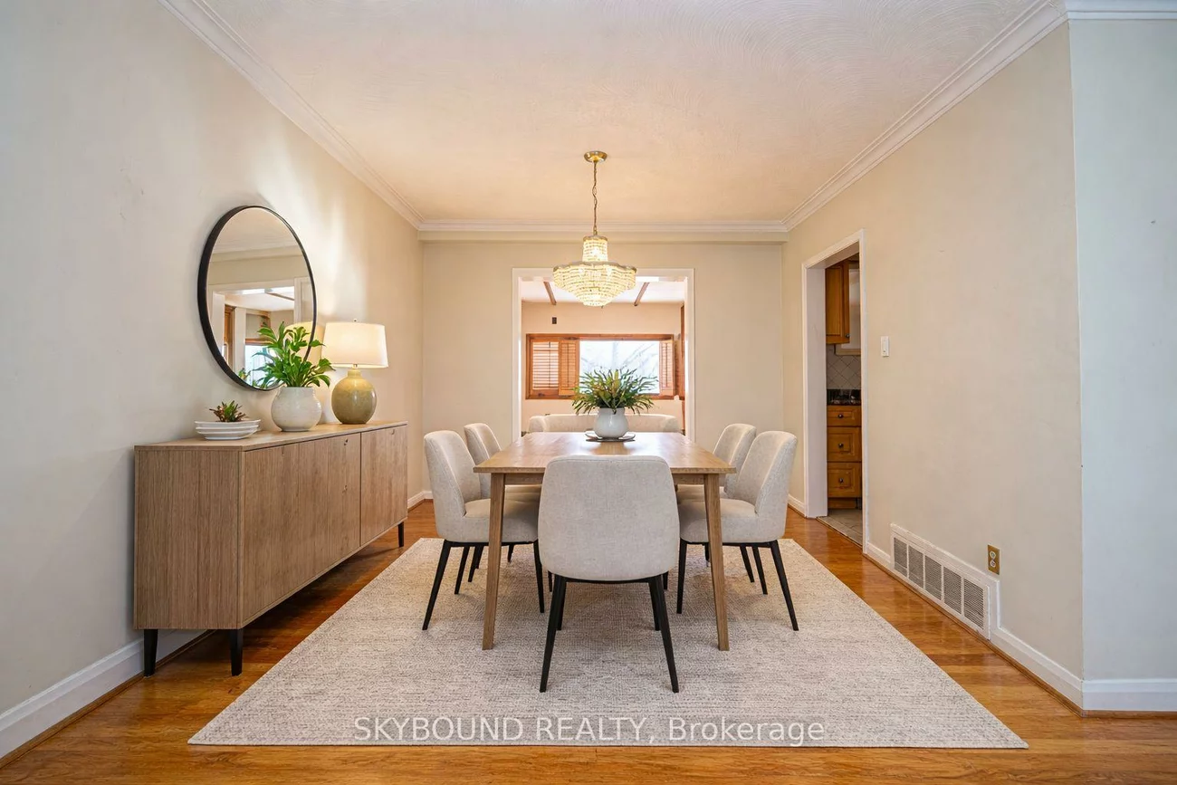 9, Caronport, Parkwoods-Donalda, Toronto