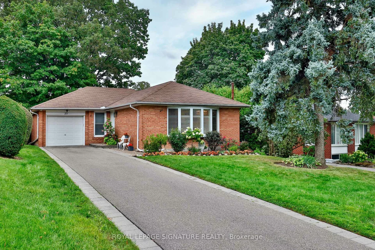 25, Fenelon, Parkwoods-Donalda, Toronto