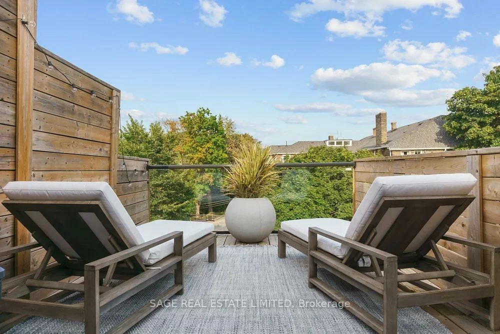 221, Crawford, Trinity-Bellwoods, Toronto