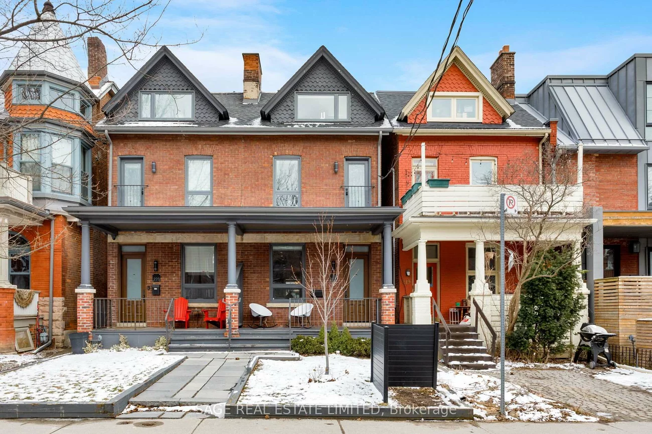 221, Crawford, Trinity-Bellwoods, Toronto