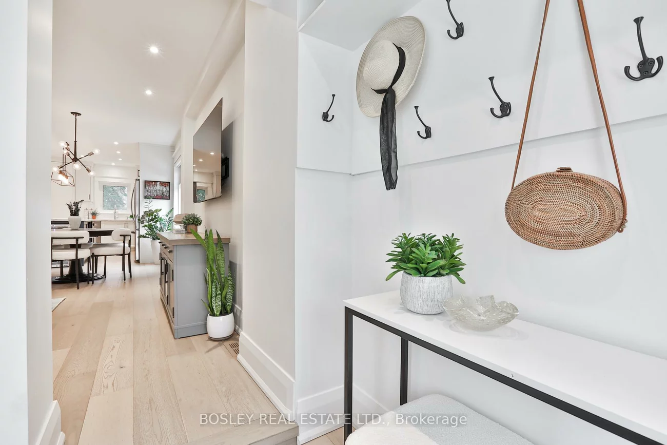 588, Merton, Mount Pleasant East, Toronto