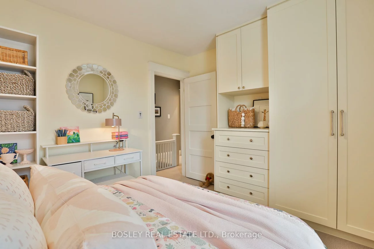 588, Merton, Mount Pleasant East, Toronto