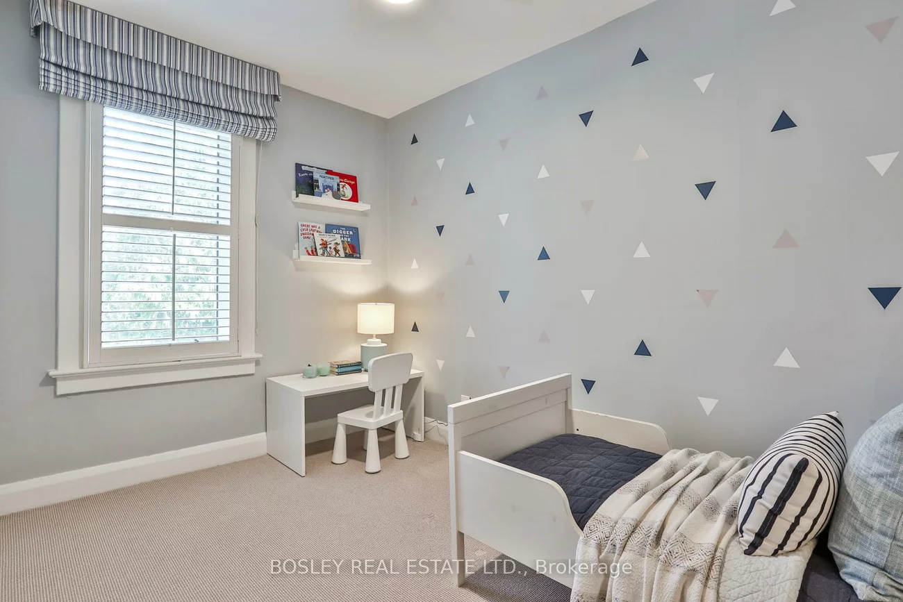 588, Merton, Mount Pleasant East, Toronto