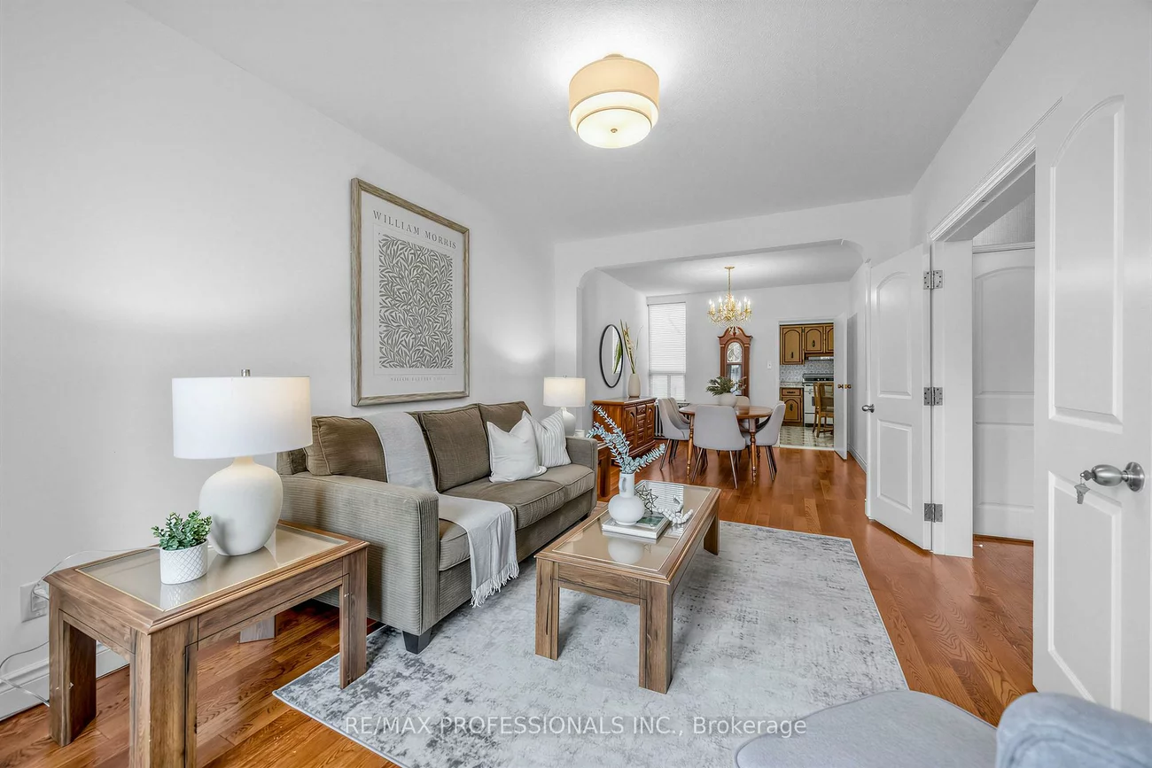 164, Markham, Trinity-Bellwoods, Toronto