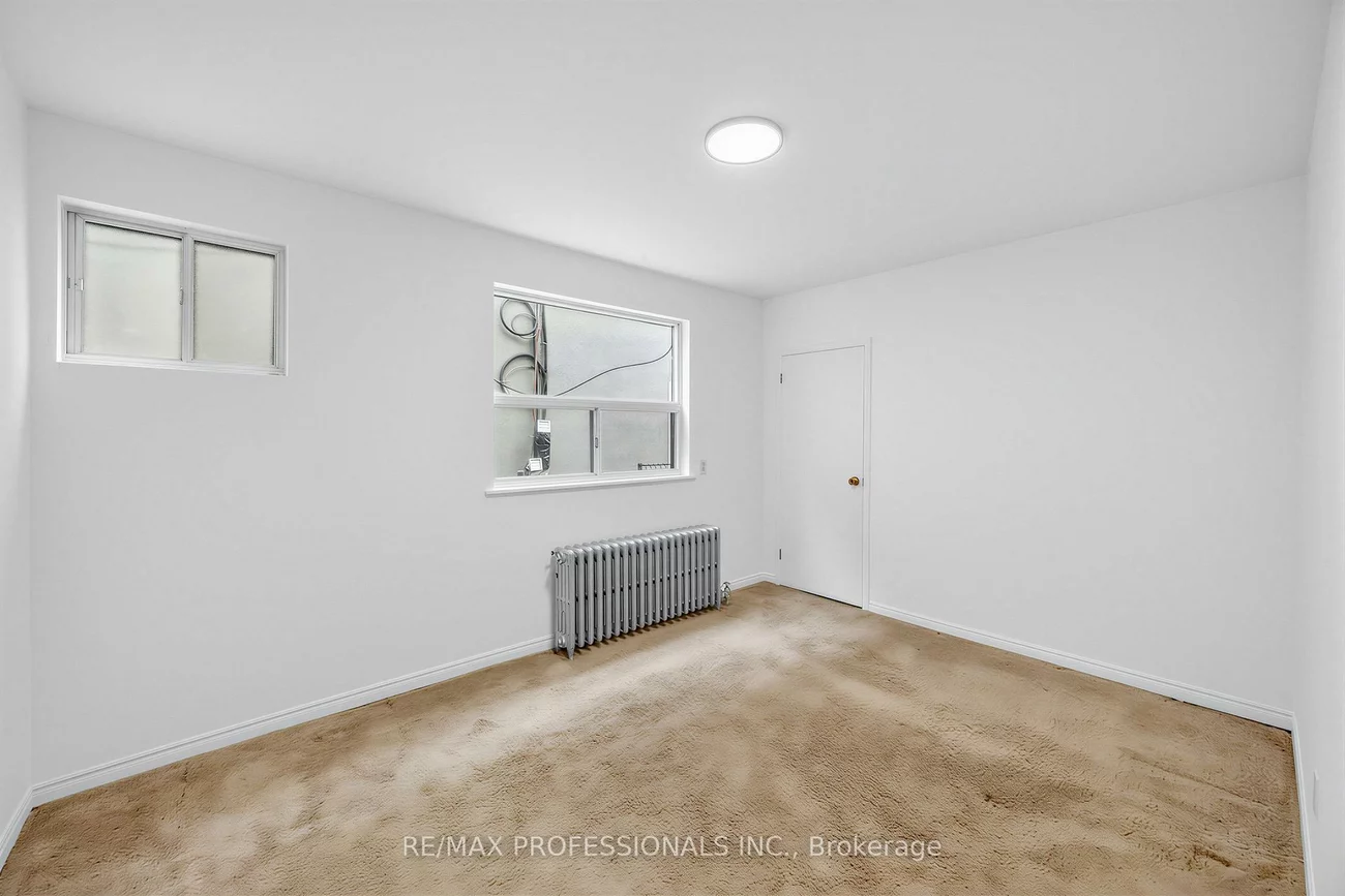 164, Markham, Trinity-Bellwoods, Toronto