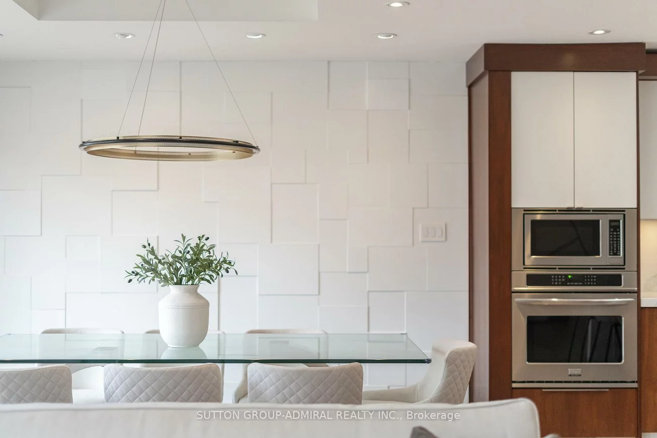 29, Acton, Bathurst Manor, Toronto