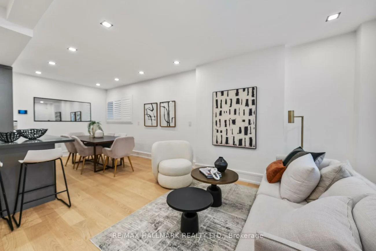 86, Albertus, Lawrence Park South, Toronto