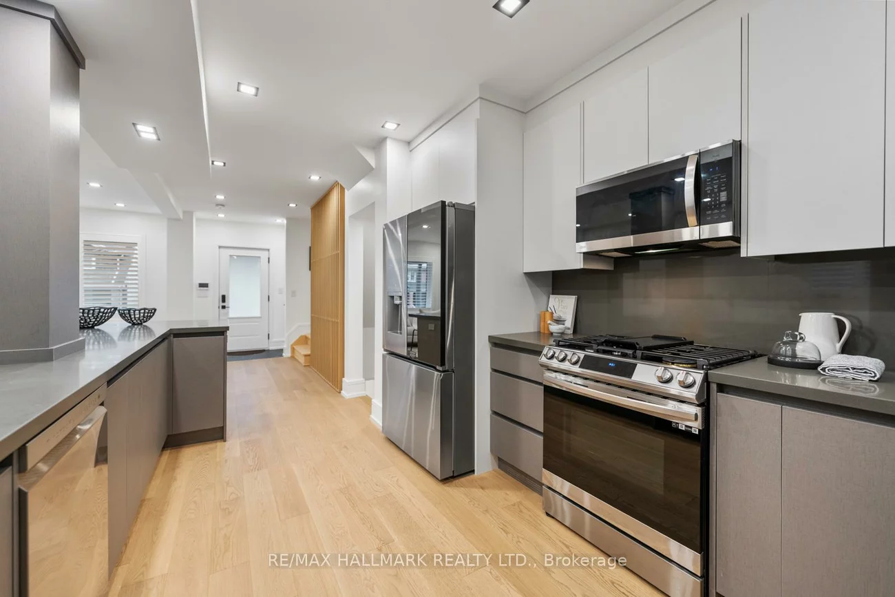 86, Albertus, Lawrence Park South, Toronto