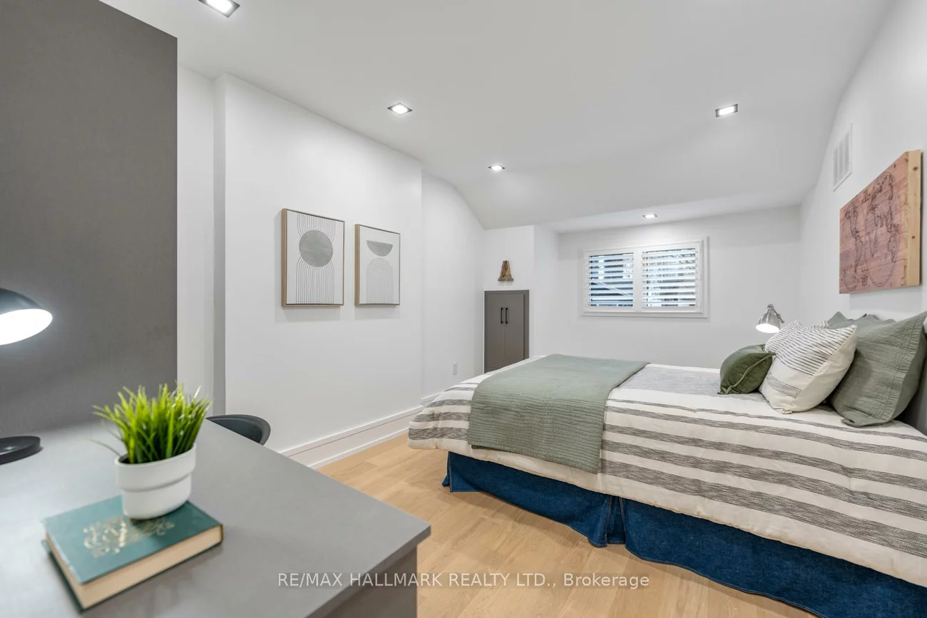 86, Albertus, Lawrence Park South, Toronto