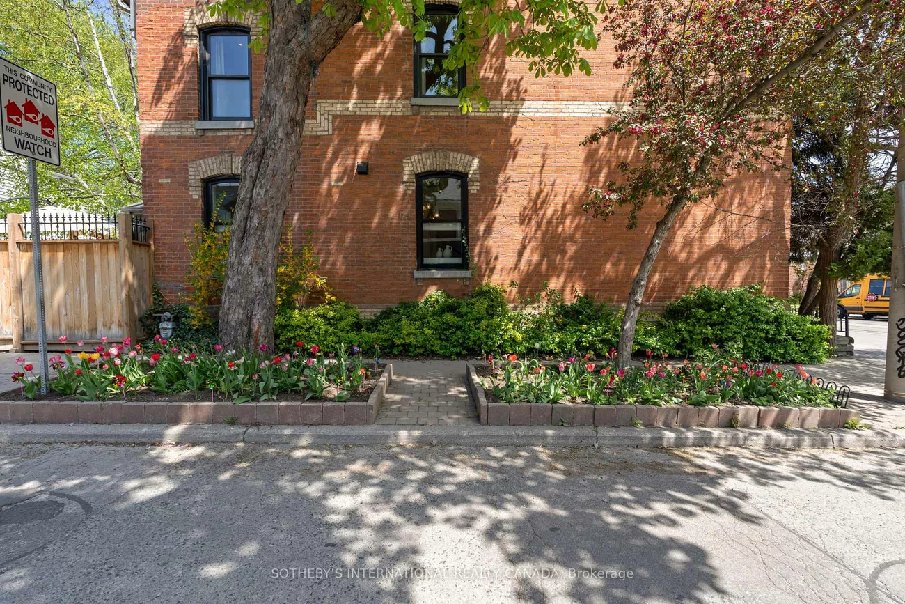 458-460, Gerrard, Cabbagetown-South St. James Town, Toronto