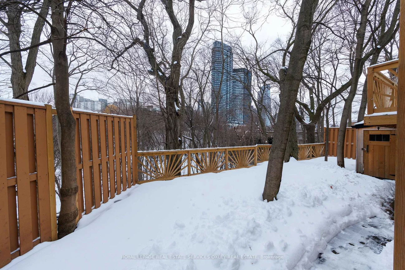 5, Castle Frank, Rosedale-Moore Park, Toronto