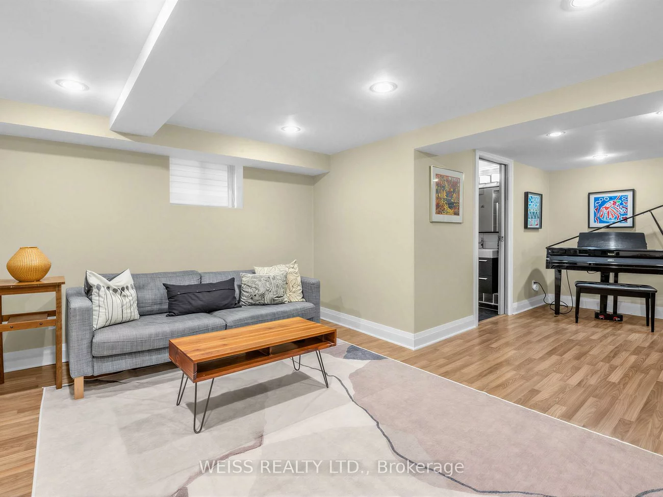 42, Crang, Oakwood Village, Toronto