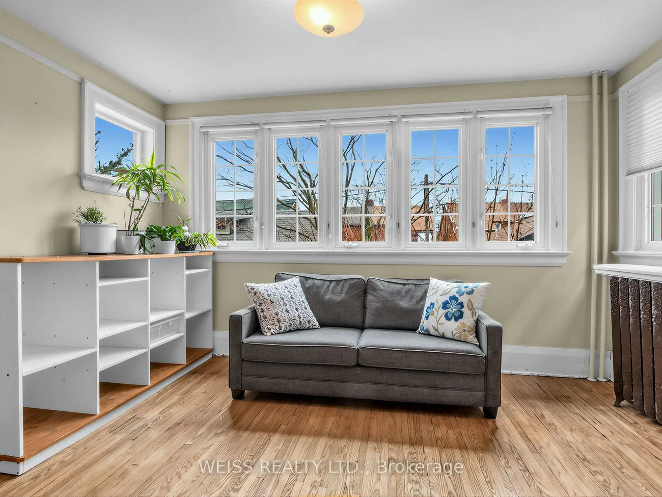 42, Crang, Oakwood Village, Toronto